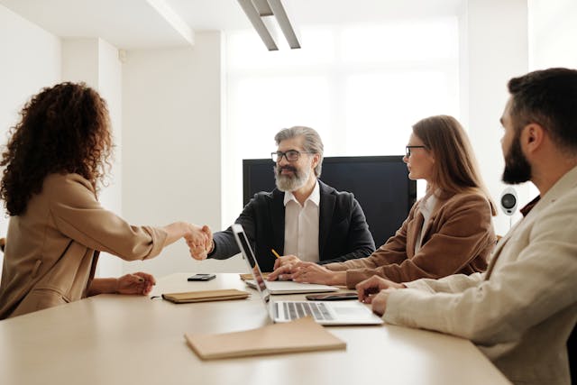 interview 9 to 5 jobs